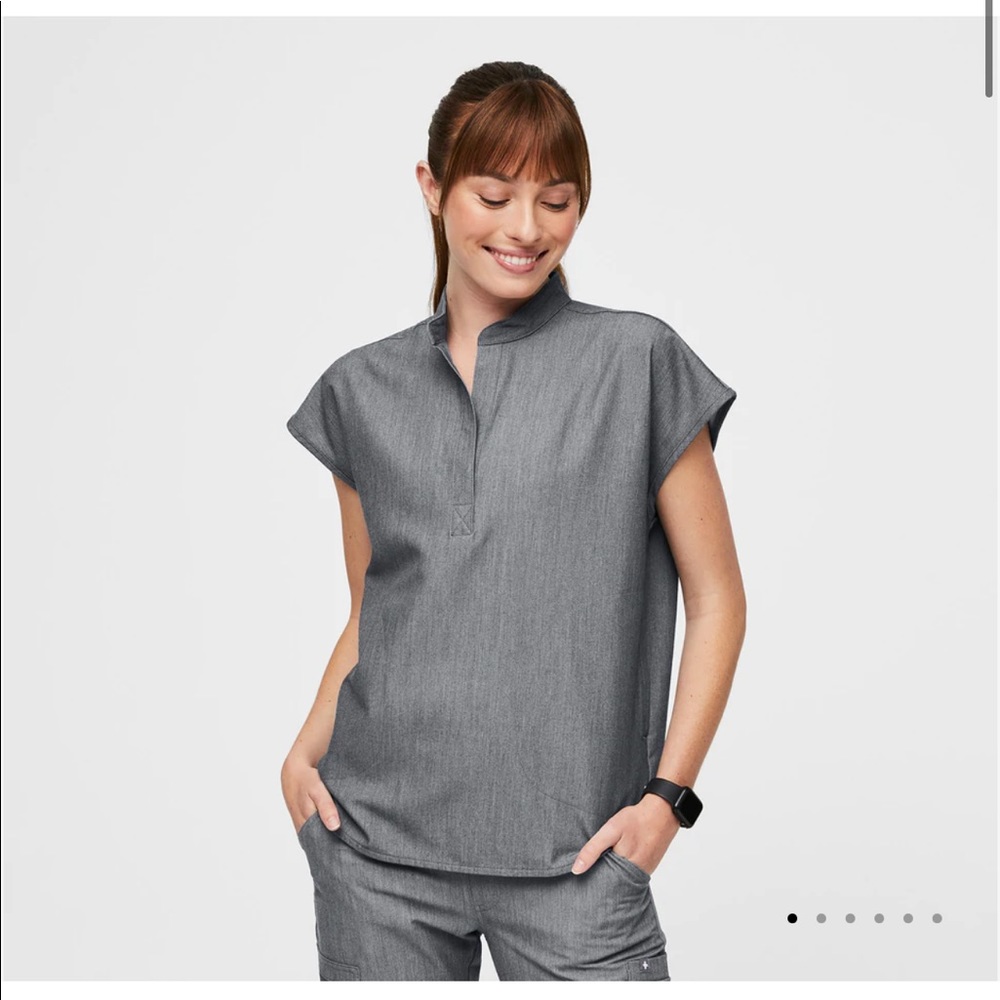 FIGS Graphite Rafaela Top